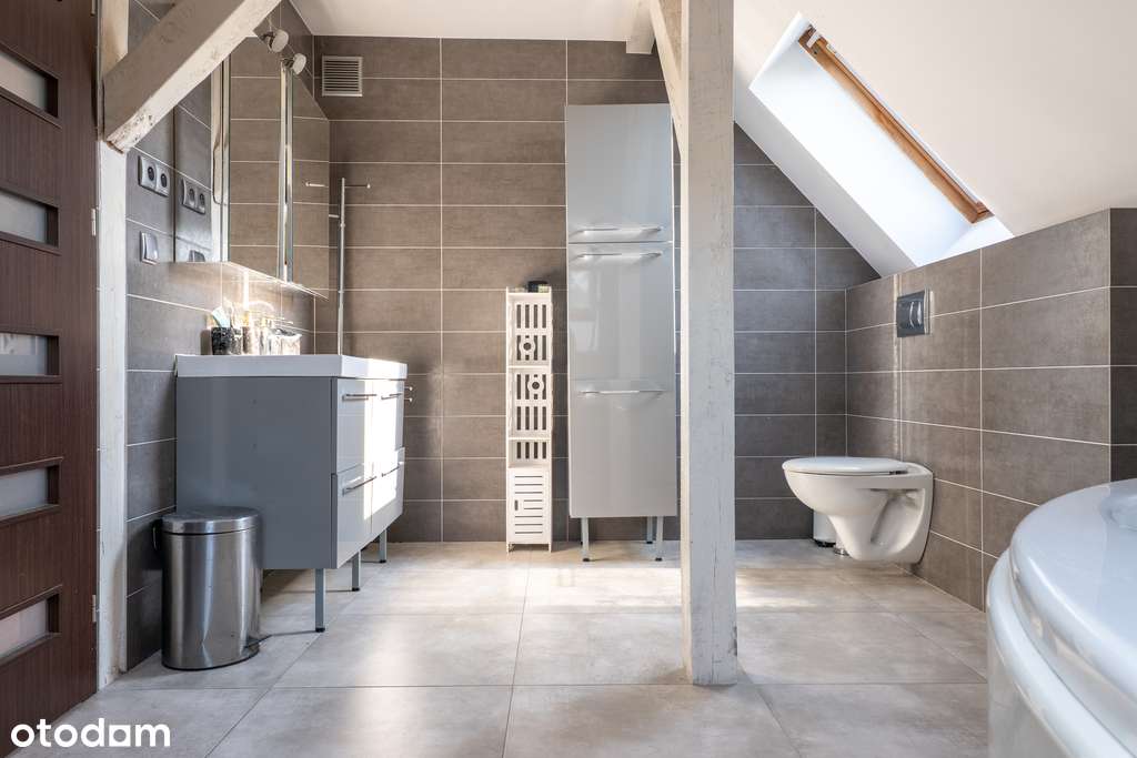 Funkcjonalny dom z garażem i ogrodem!-14