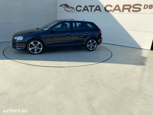 Audi A3 2.0 TDI Sportback DPF S tronic Ambition - 5