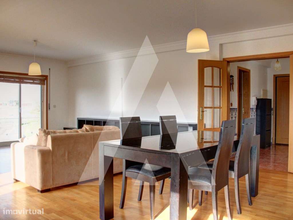 Apartamento T3 Oliveira do bairro-7