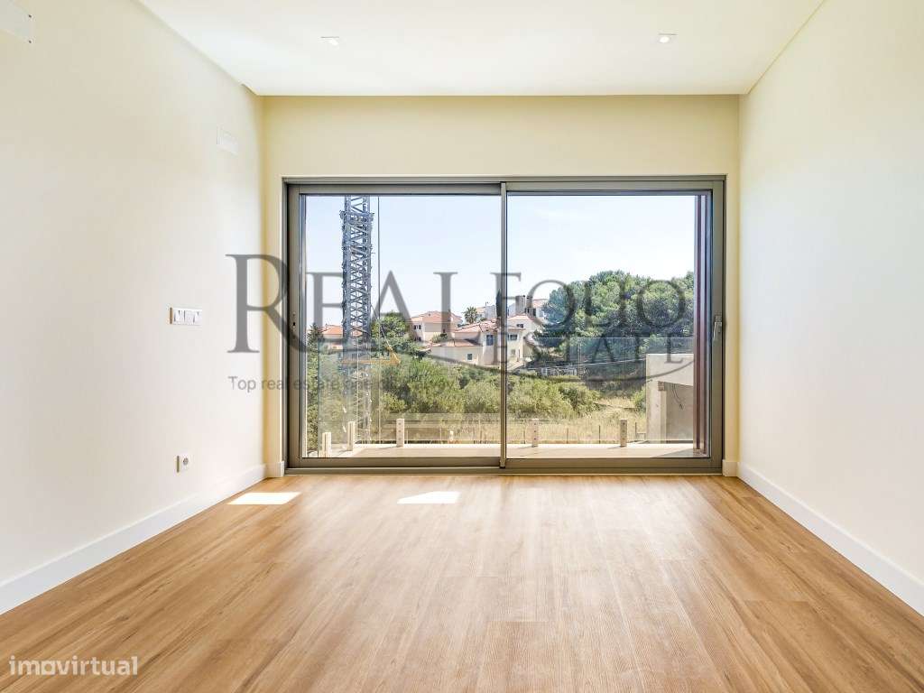 Moradia T4 com piscina em Cascais-15