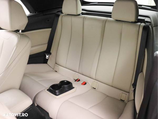BMW Seria 2 220d Cabrio Aut. Luxury Line - 8