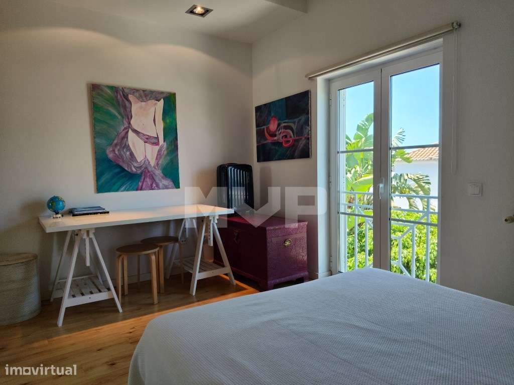 Moradia V3+1 com jardim em zona tranquila de Albufeira-24