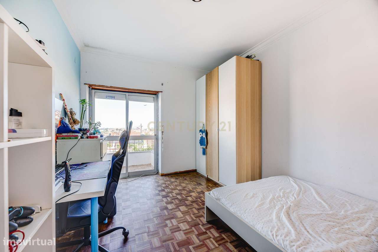 Moradia V6 no Algueirão-18