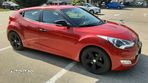 Hyundai Veloster 1.6 GDi DOHC - 2