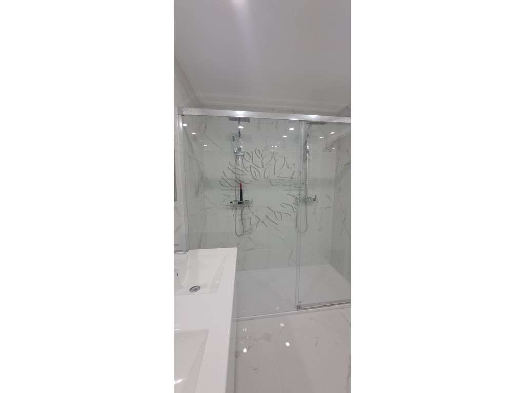 Apartamento T3 com garagem Novo em Montijo-32