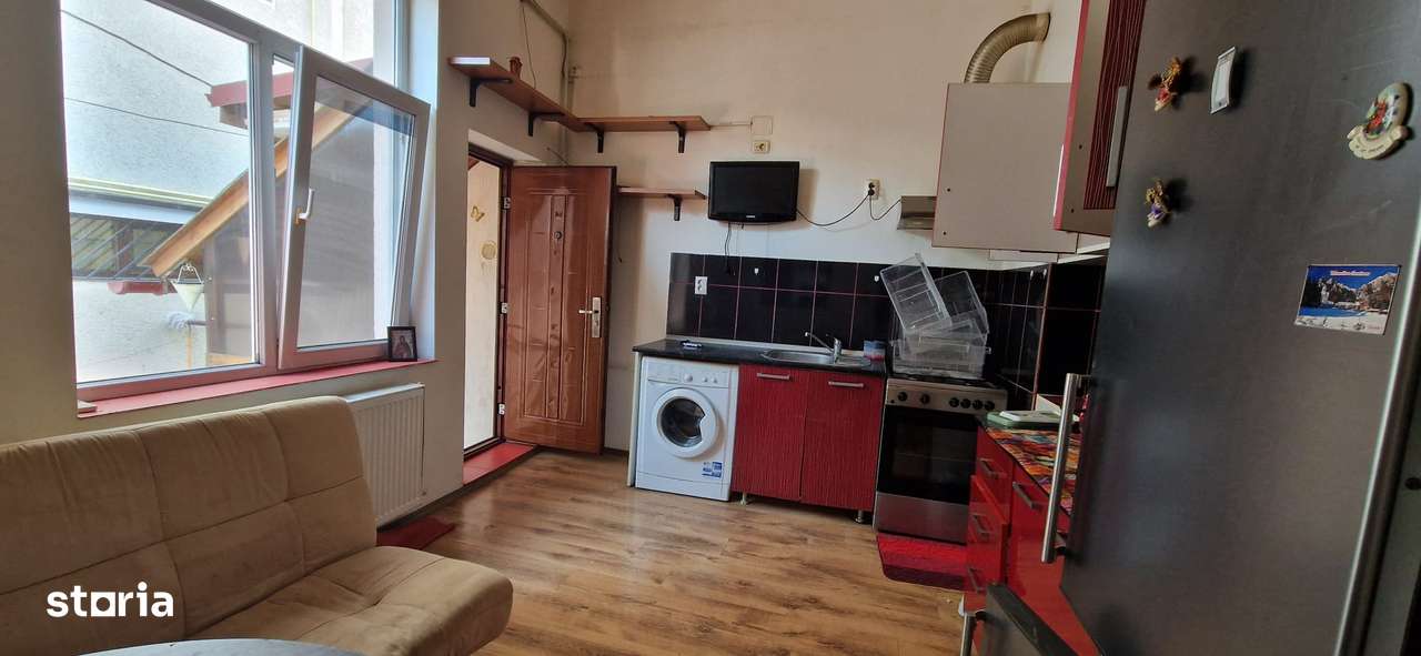 Casa 3 camere+bucatarie, beci + garsoniera, zona Casa de cultura!!!-9