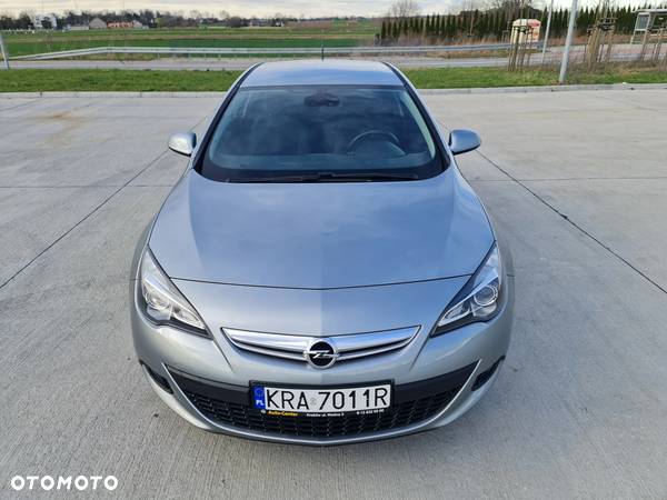 Opel Astra IV GTC 1.4 T Sport S&S - 21