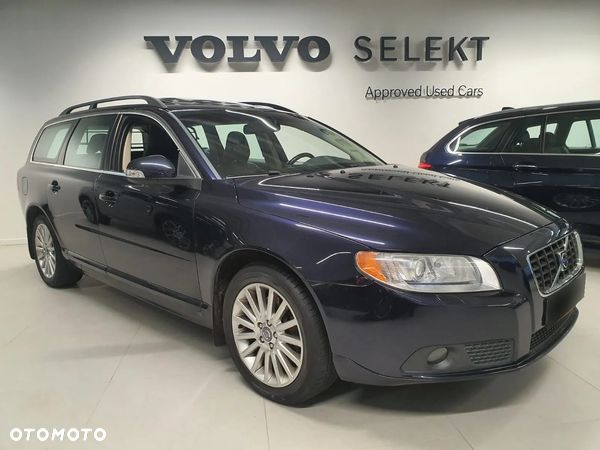 Volvo V70 - 1