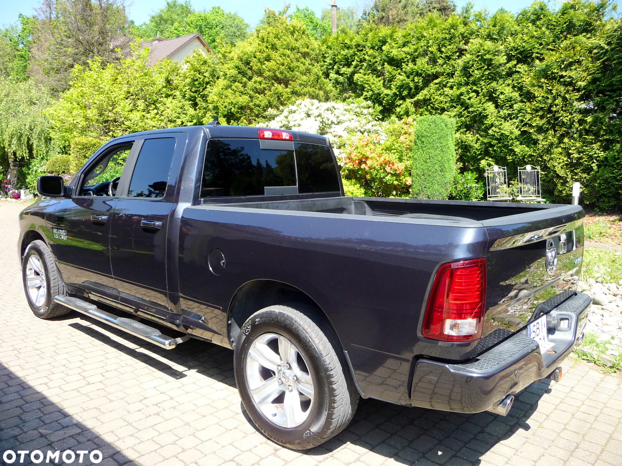 Dodge RAM 1500 5.7 4x4 - 3