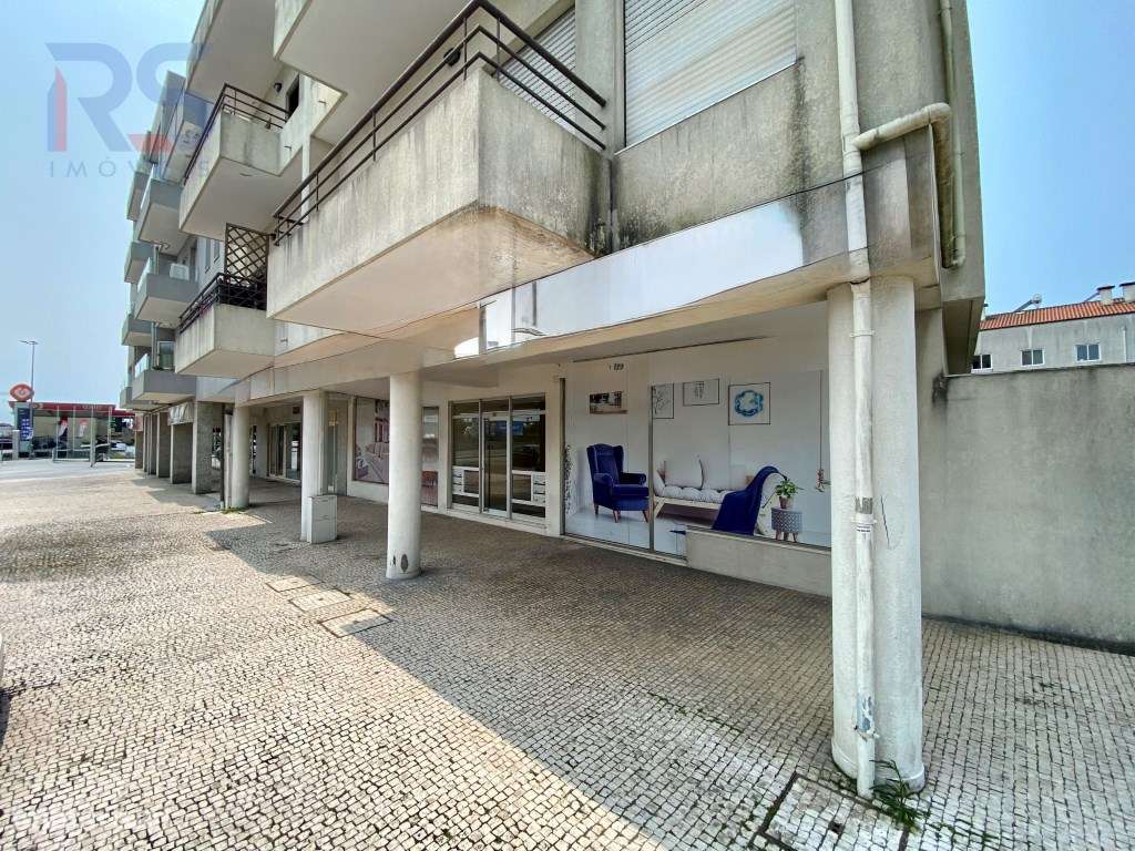 Loja face da EN13 Vila do Conde - Grande imagem: 4/30