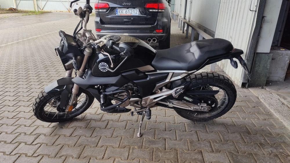 niski przebieg, pierwszy właściciel, faktura VAT 23%