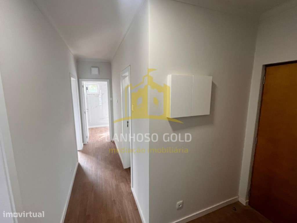 Apartamento T2 Renovado - Zona da Santa Tecla, Braga - Grande imagem: 4/15