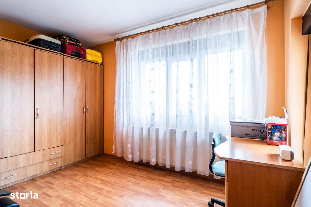 CIOROGARLA - DARVARI, casa 5 camere, P+1Et+Pod, teren 434, statie STB-6