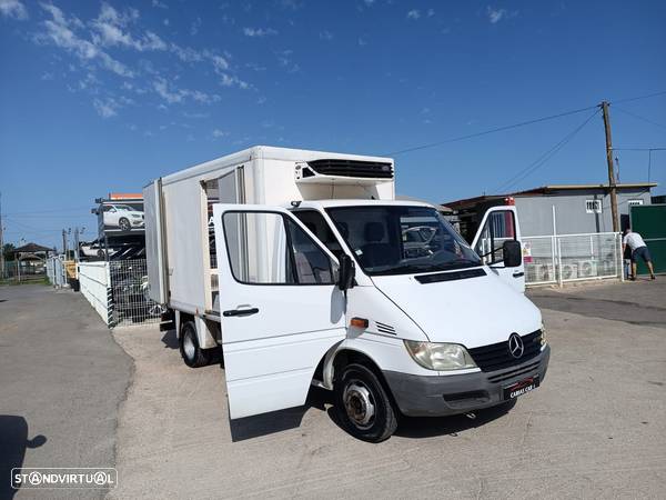 Mercedes-Benz Sprinter 413 CDi com camara frigorifica - 11