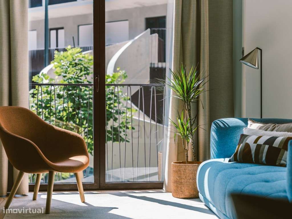 Apartamento T1 junto ao Mercado do Bolhão - Grande imagem: 2/8