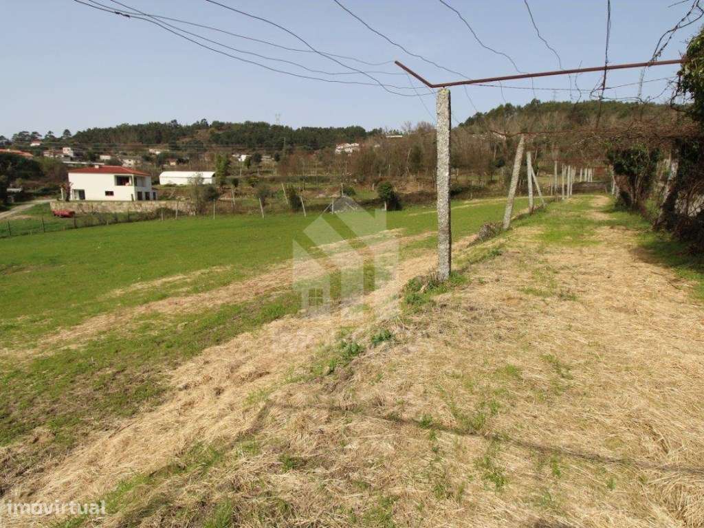 Venda Terreno com possibilidade de Lotear, em S. Mamede (Este), Braga-25