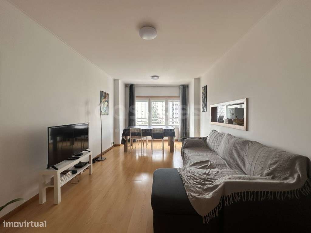 Apartamento T1 com um lugar de parqueamento. - Grande imagem: 3/27