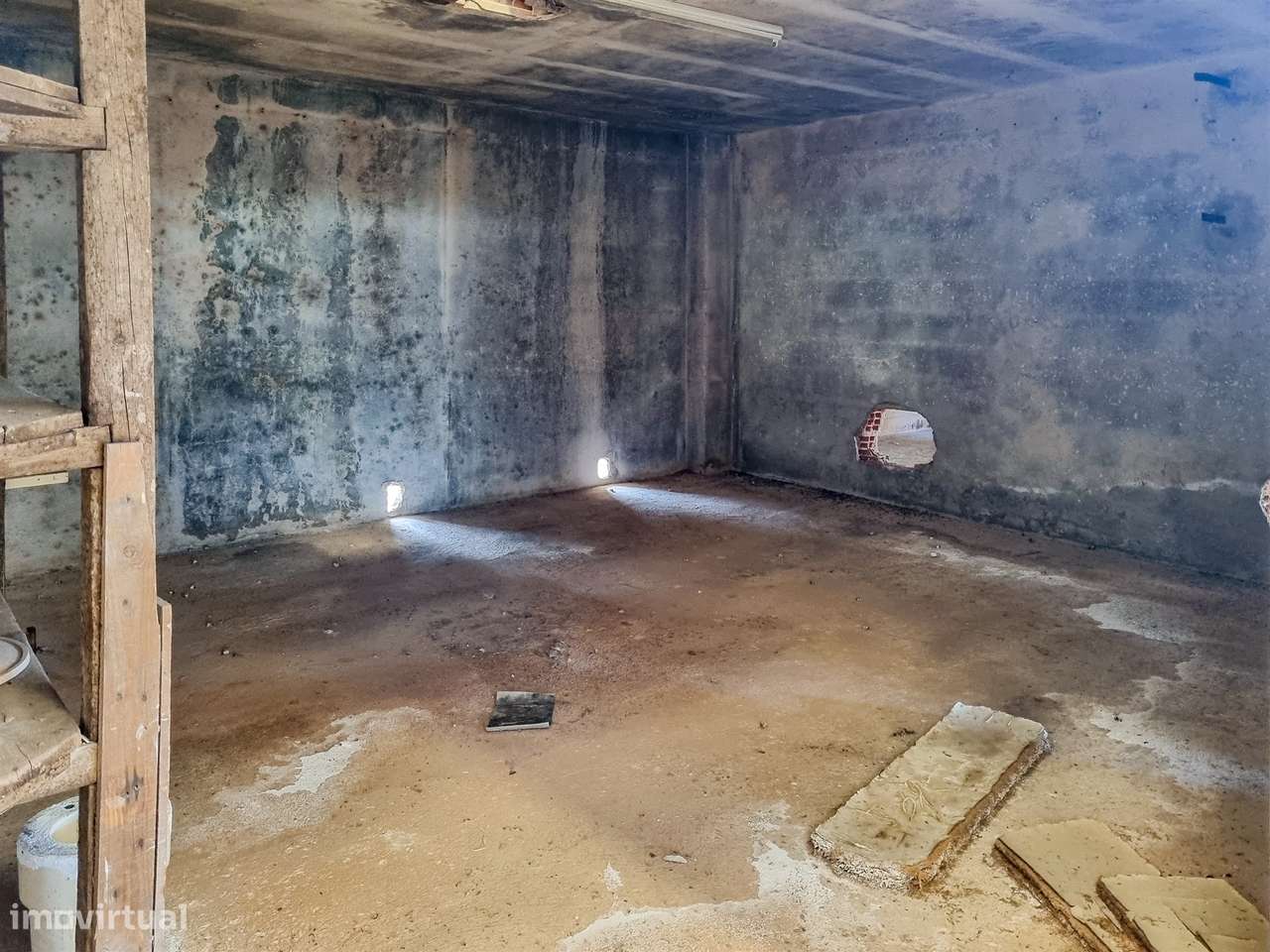 Armazém destinado a Indústria e Armazém – Macieirinha, Leiria - Grande imagem: 4/39