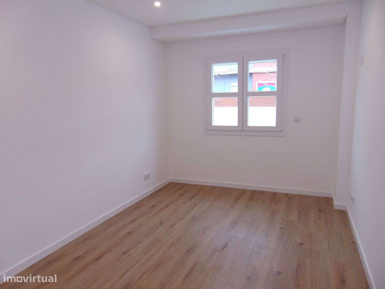 Apartamento novo T2 com terraço 50m2-9
