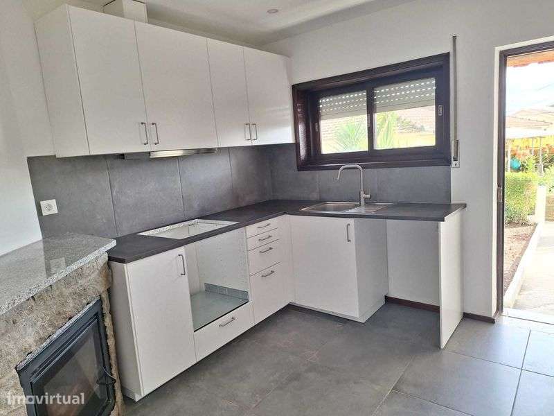 Moradia T2 Carregosa - Grande imagem: 4/9