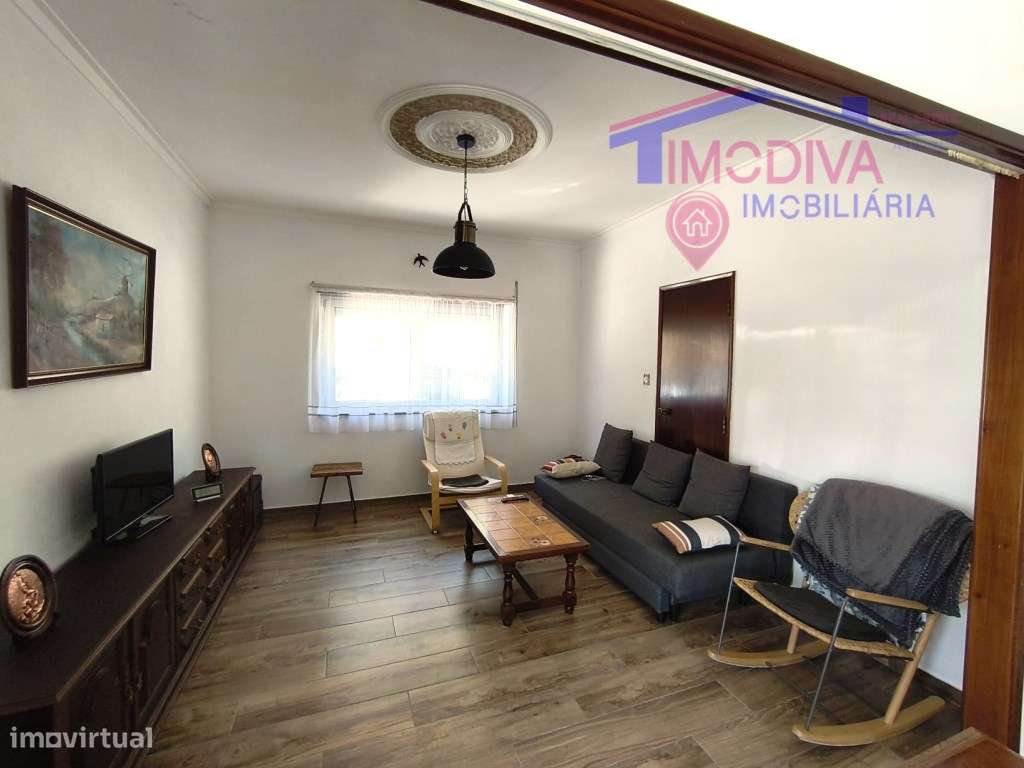 Moradia T3 com garagem e Terreno com 1850 m2 em Arega, Figueiró dos...-18