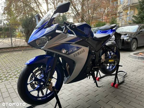 Yamaha R3 - 3