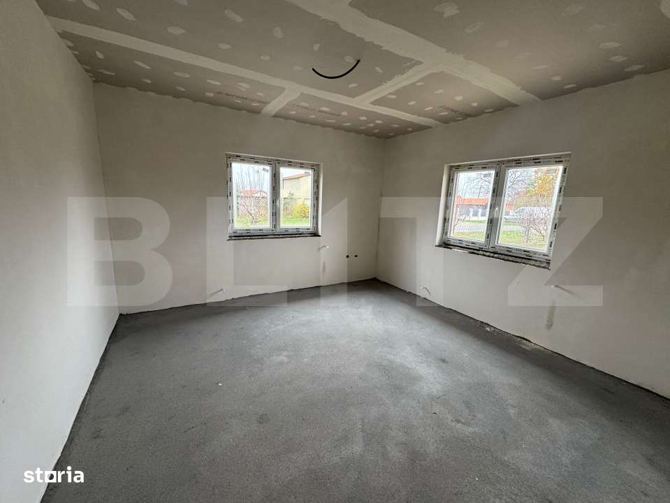 Casa de vanzare ,100mp Lazuri - Imagine principală: 2/7