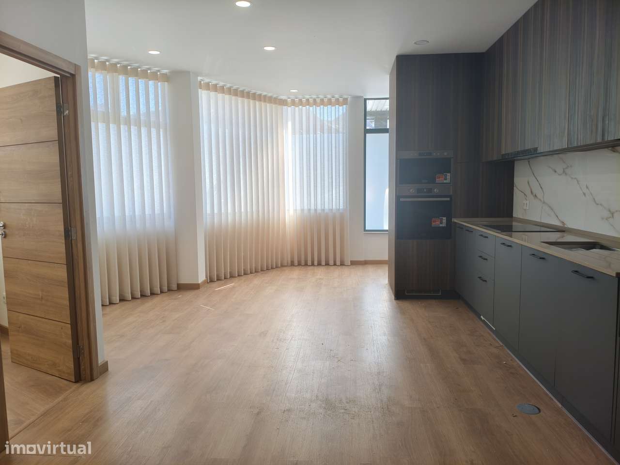 Apartamento T2 Remodelado-22