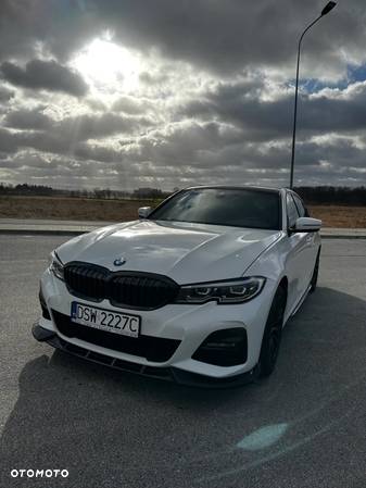 BMW Seria 3 320d M Sport - 4