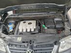 Volkswagen Touran 2.0 TDI Trendline DSG - 11