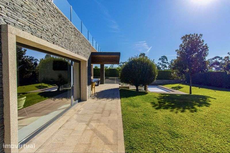 Moradia T4 de Luxo - Lousada - Grande imagem: 5/8