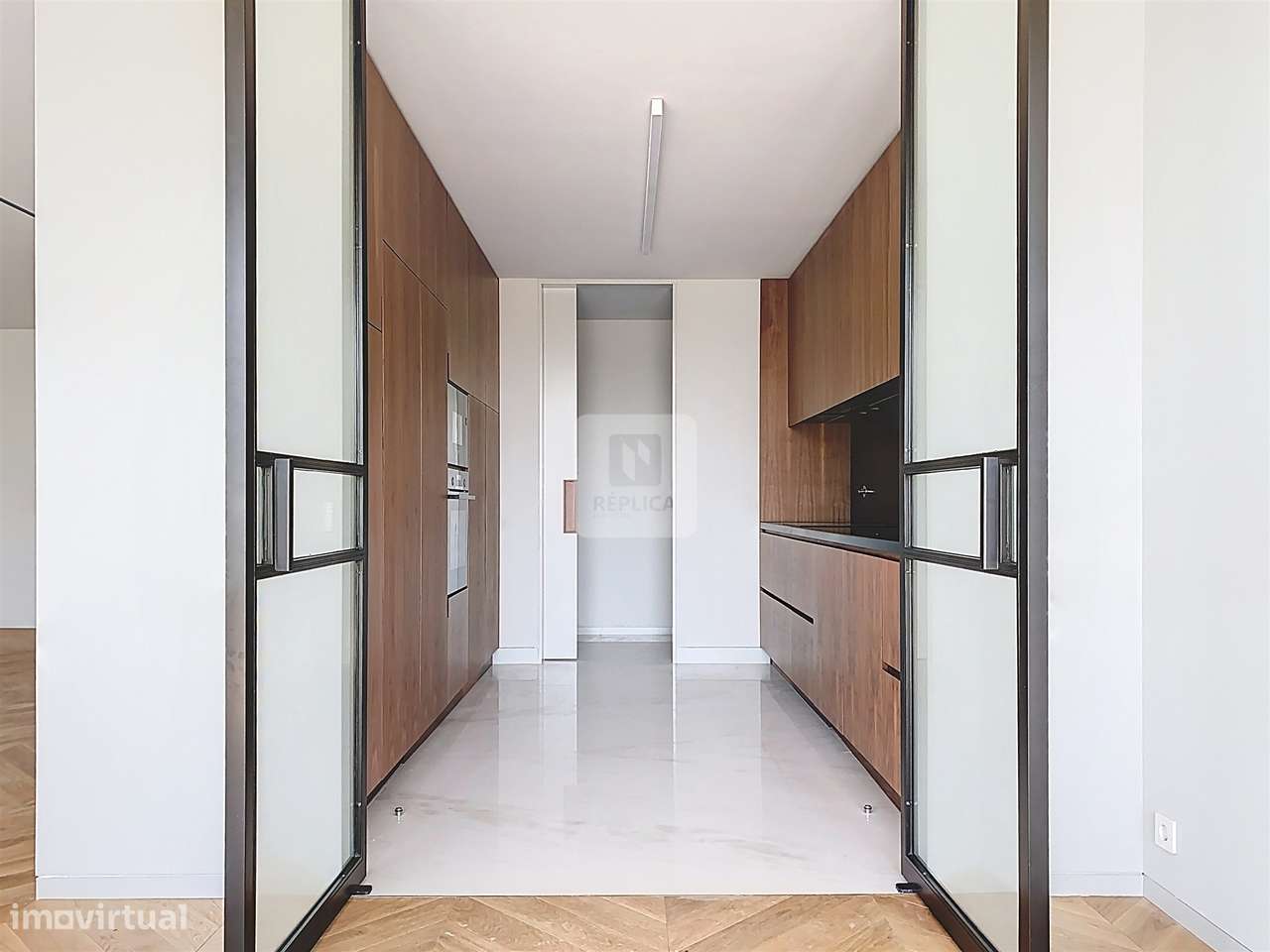 Apartamento T3 na Foz do Douro com Varanda | Nevogilde, Porto-9