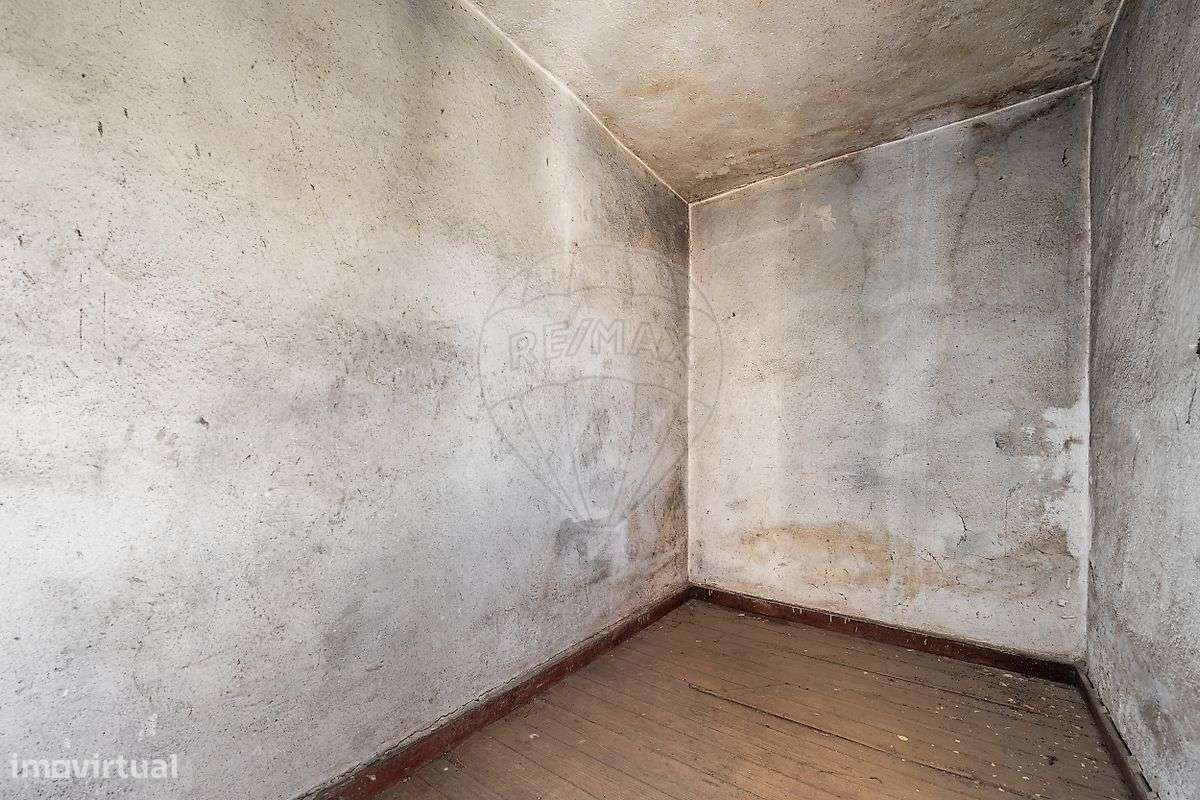 Moradia T2 para venda-7