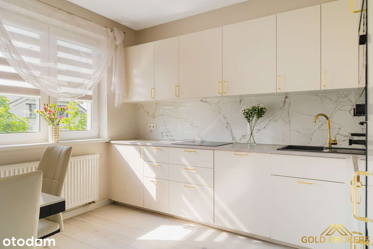 Komfortowe mieszkanie, 124 m² z balkonem i parkingiem-1