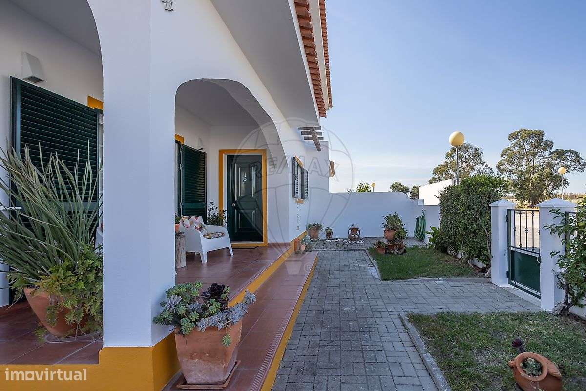 Moradia T4 para venda-4