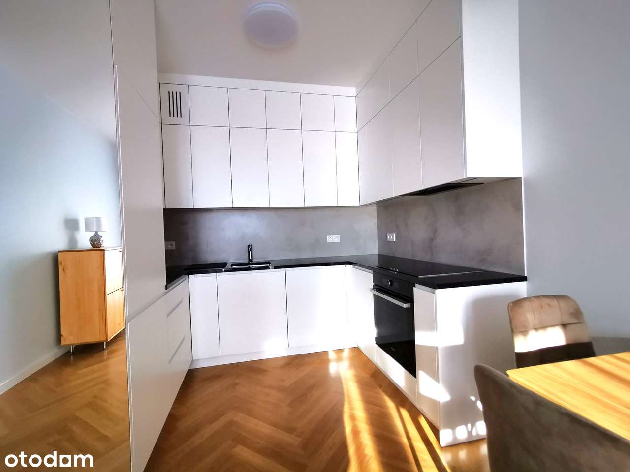 MOKO,nowiutkie jeszcze nie używane, garaż, klima, balkon,wszystko jest