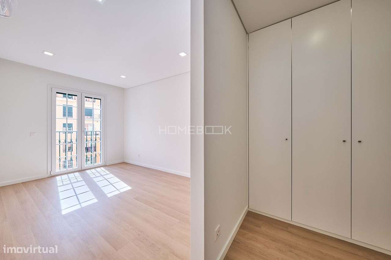 T2 no Neudel: Conforto Moderno com Vida de Bairro à Porta-7