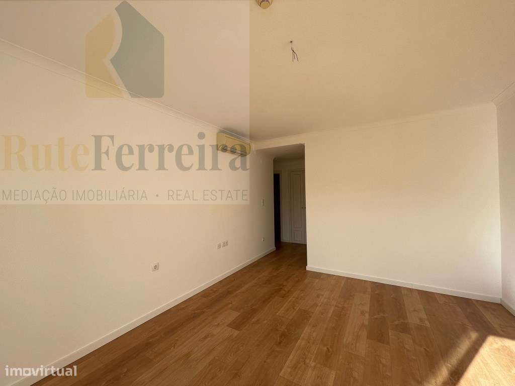 Apartamento T1 no condomínio Campo Real! - Grande imagem: 3/13