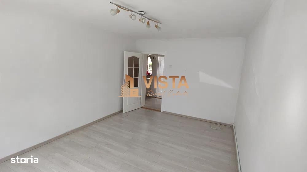 Apartament cu 3 camere la parter in Astra, Brasov