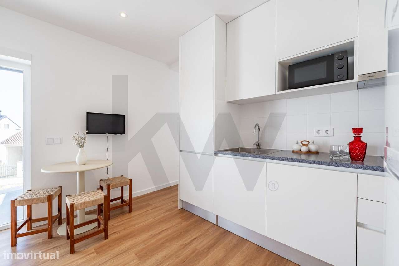 Prédio Residencial 17 Unidades – Totalmente Remodelado | Leiria-5