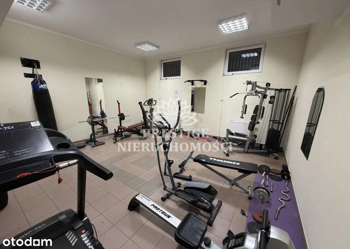 Komfortowe czteropokojowe mieszkanie-17