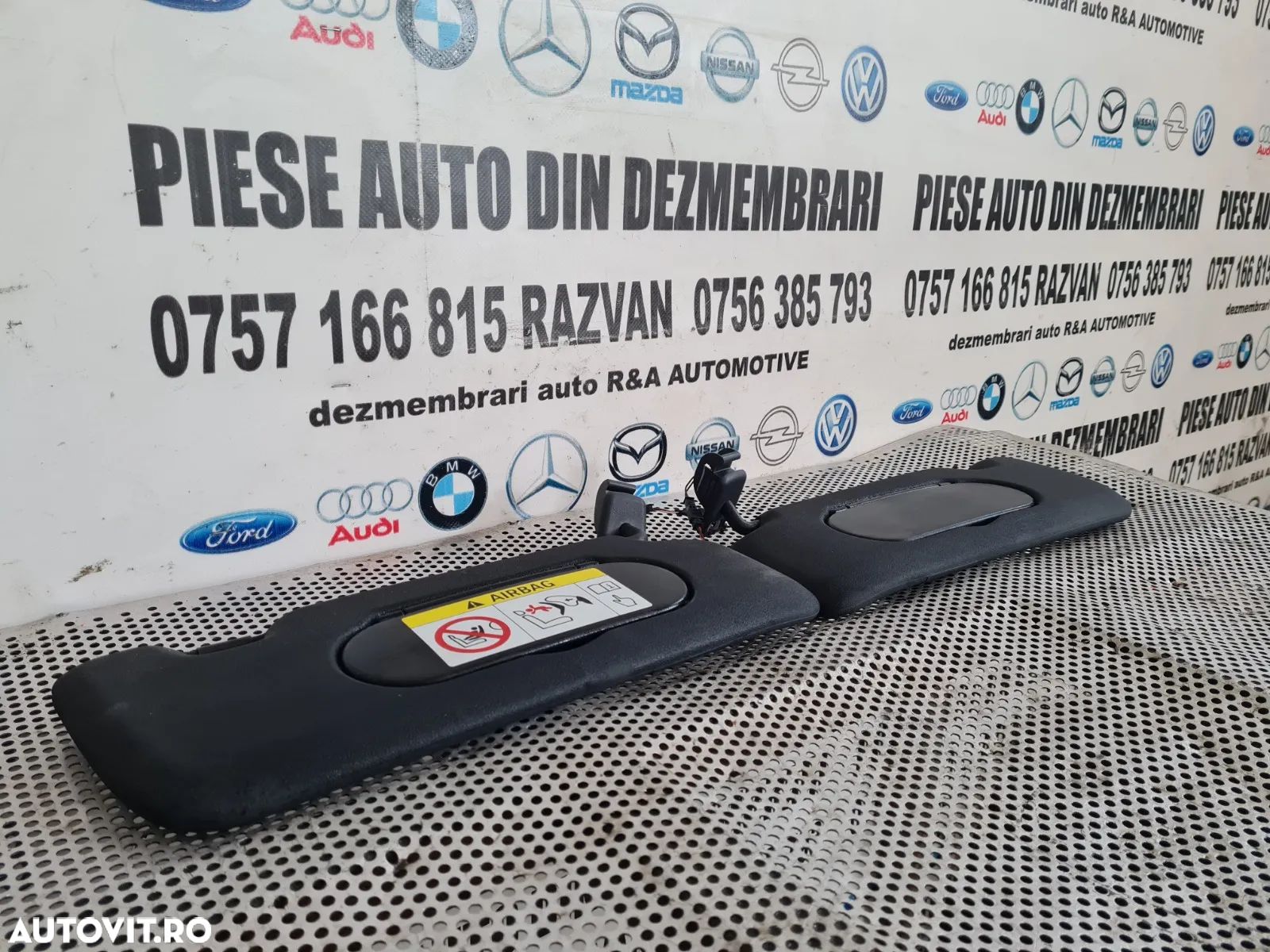 Parasolare Parasolar Negru Stanga Dreapta Mini Countryman F60 Dupa 2017 Impecabile - Dezmembrez Mini Countryman F60 - Dezmembrari Arad - 1