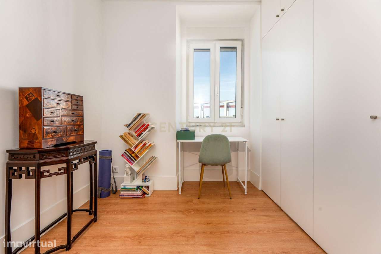 T2 Renovado em Alcântara | Lisboa-11