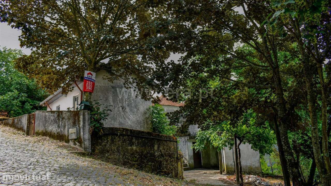 Moradia T4 / Baião, Gove-2