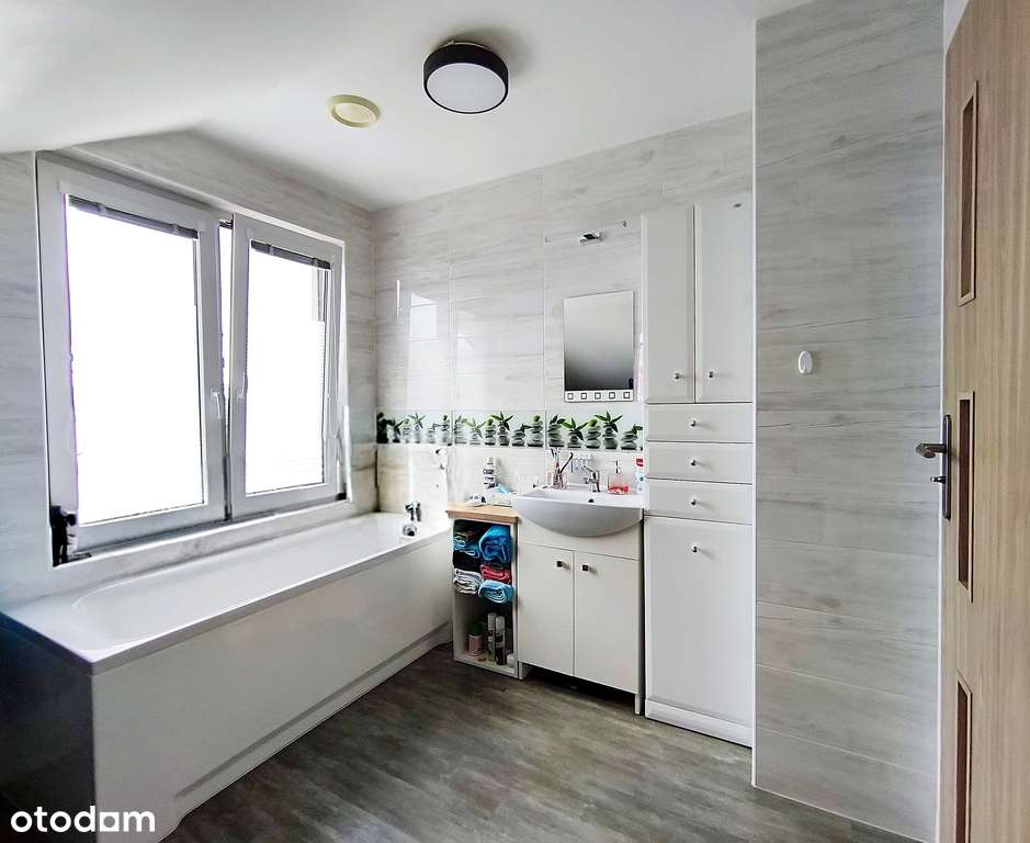 Ciekawy dom wolnostojący pod Gdańskiem-7