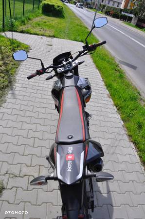 Aprilia SX - 9