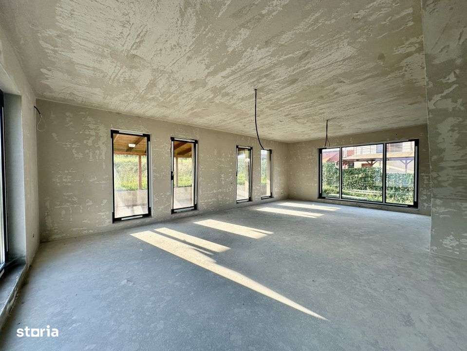 Casa superba in Salicea, 245 m2 utili, 600 m2 teren - Imagine principală: 2/17