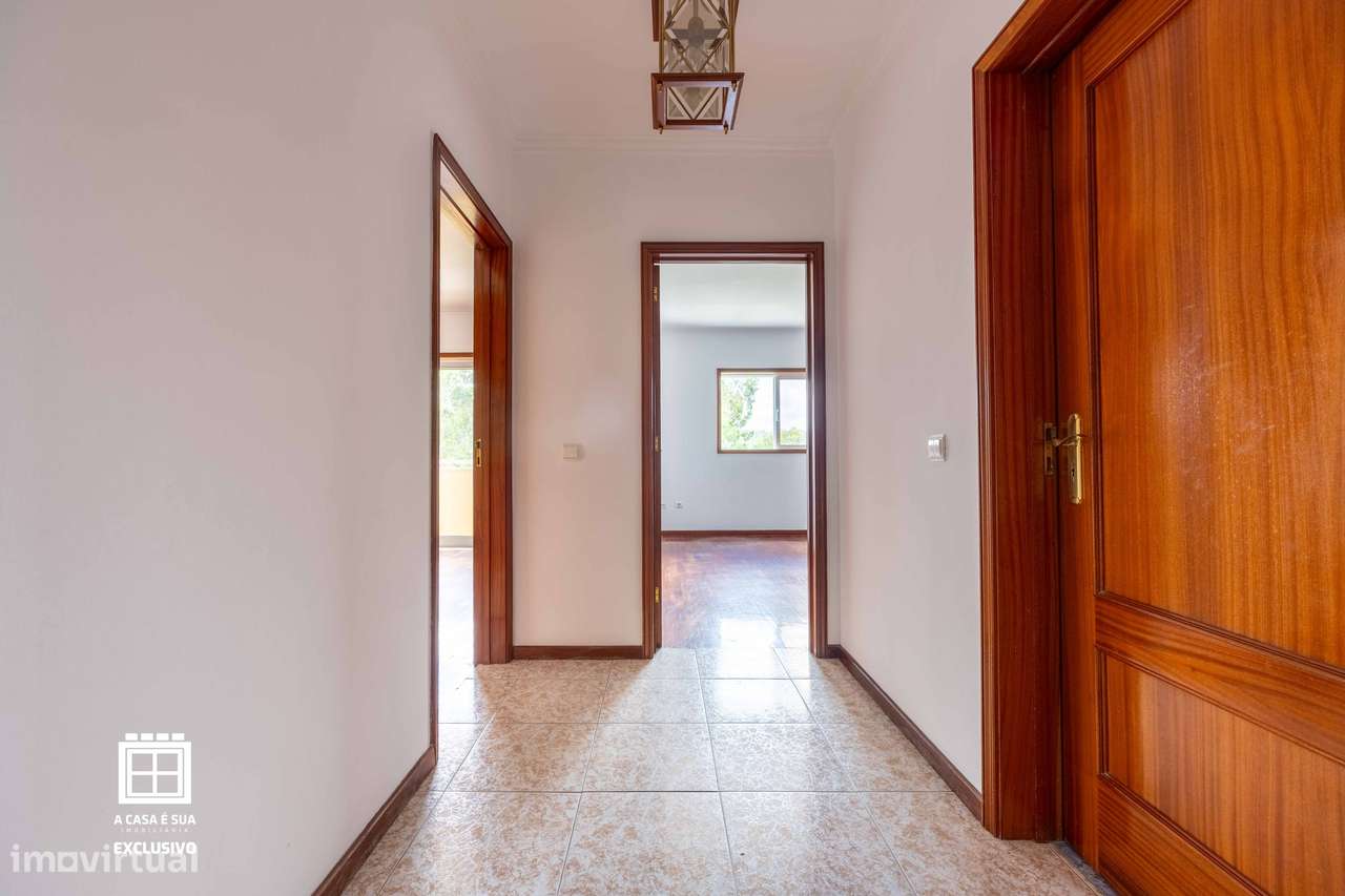 Andar Moradia T4 duplex c área total 213 m2 em São João de Ver - Feira-17