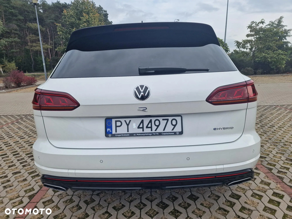 Volkswagen Touareg 3.0 V6 TFSI Plug-In Hybrid 4Motion R - 3