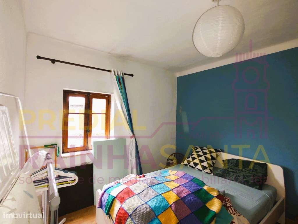 Moradia c/ 5000 m2 terreno , anexos, furo. 16 Km de Coimbra.-10